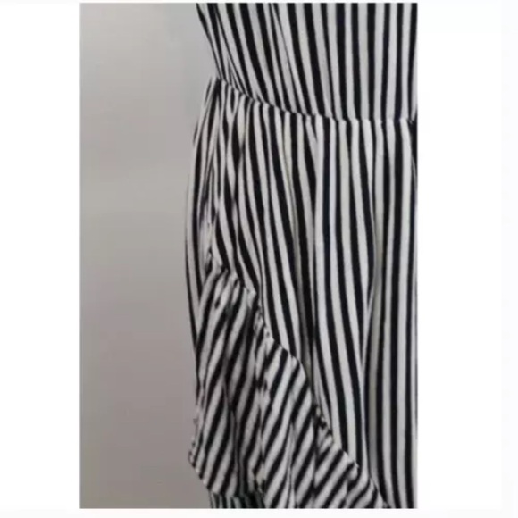 Mark D. Sikes Navy White Striped Ruffle Dress - size Small - Picture 5 of 5